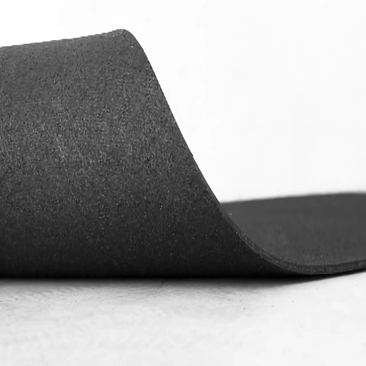 FitMat Gumirana podloga Max Protect v roli - rola - črna - 1,2 m x 10 m - 44 mm debeline